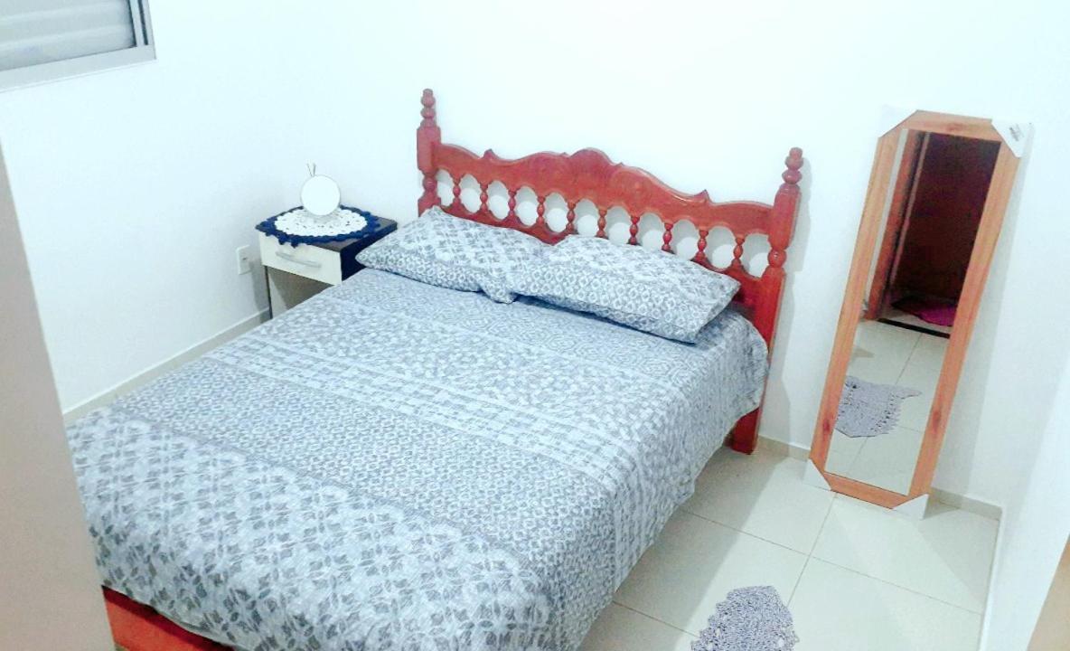 Quarto Em Apartamento Сузано Екстериор снимка